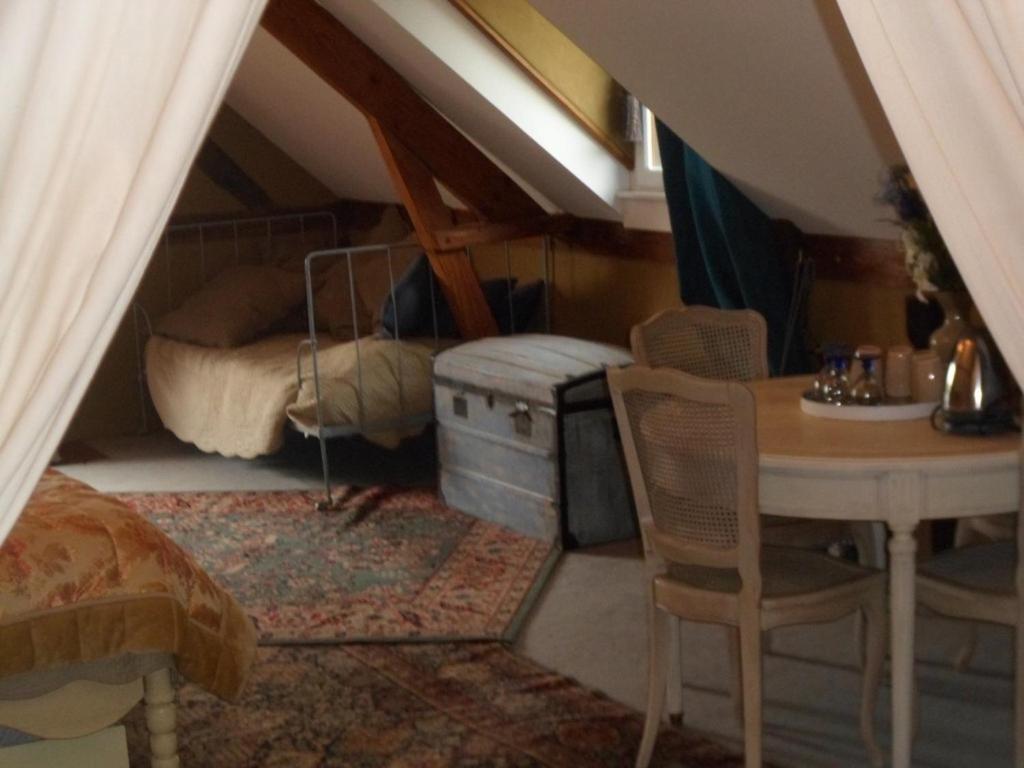 Les Chambres De Pontfol - Chambres D'Hotes - Guest House Victot-Pontfol ภายนอก รูปภาพ
